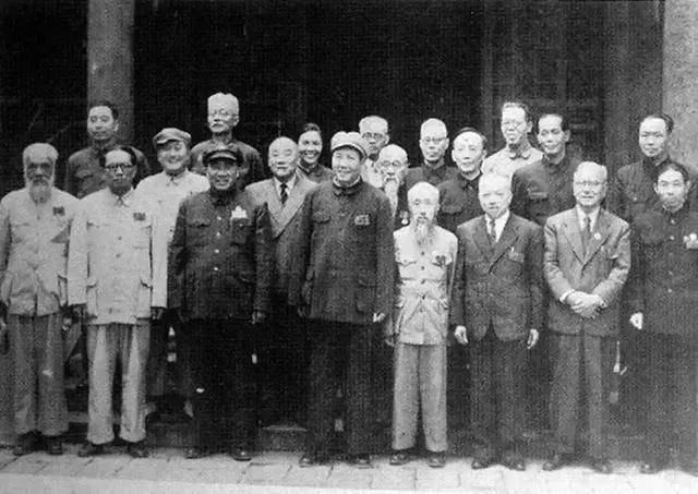 华侨领袖陈嘉庚的深情厚谊MG不朽情缘朱德总司令和(图2) 华侨领袖陈嘉庚的深情厚谊MG不朽情缘朱德总司令和(图2)