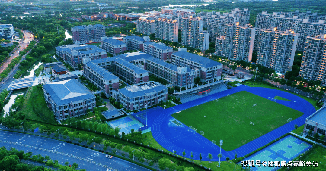 - 环境户型价格地址楼盘详情配套电话交房时间配套电话交房时间不朽情缘西派云间 (售楼处) 首页 - 西派云间销售中心(图12)